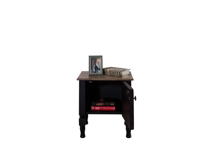 Hanah Home Ada Nightstand - Negro